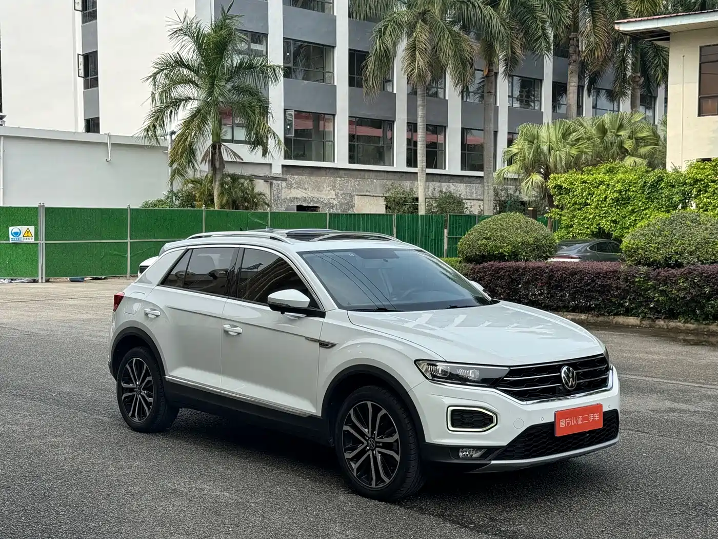Volkswagen T-ROC 2022 280TSI DSG 2WD Comfort PLUS фото 3