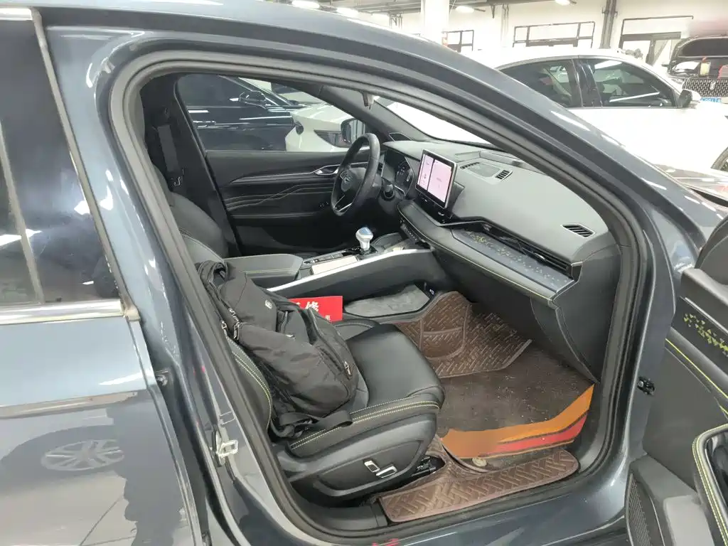 Фото 25 - Geely Preface