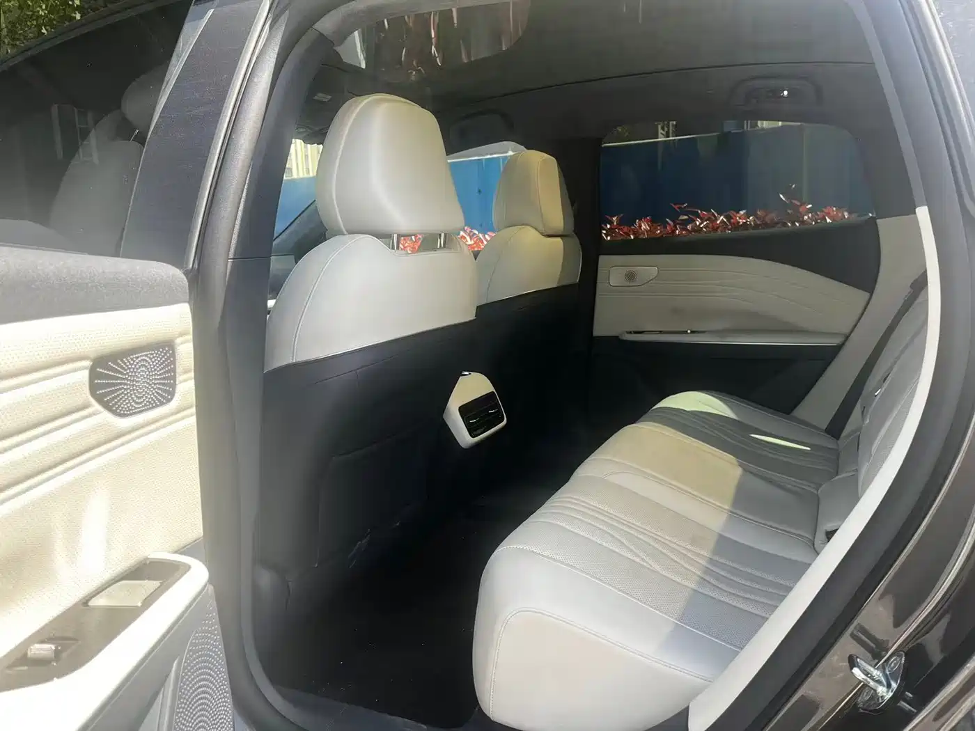 GEELY GALAXY GALAXY E8