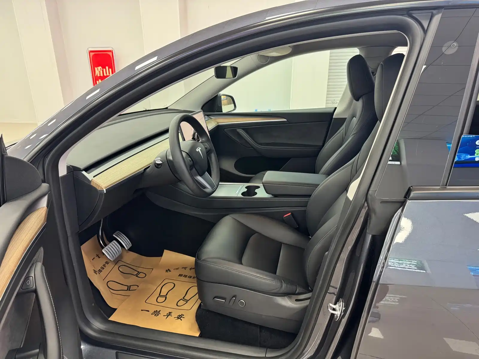 Фото 8 - Tesla Model Y