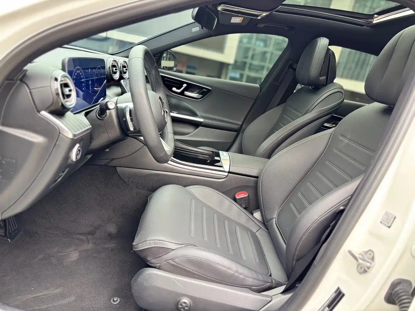 Mercedes-Benz C-Class 2023 C 260 L Sport фото 4