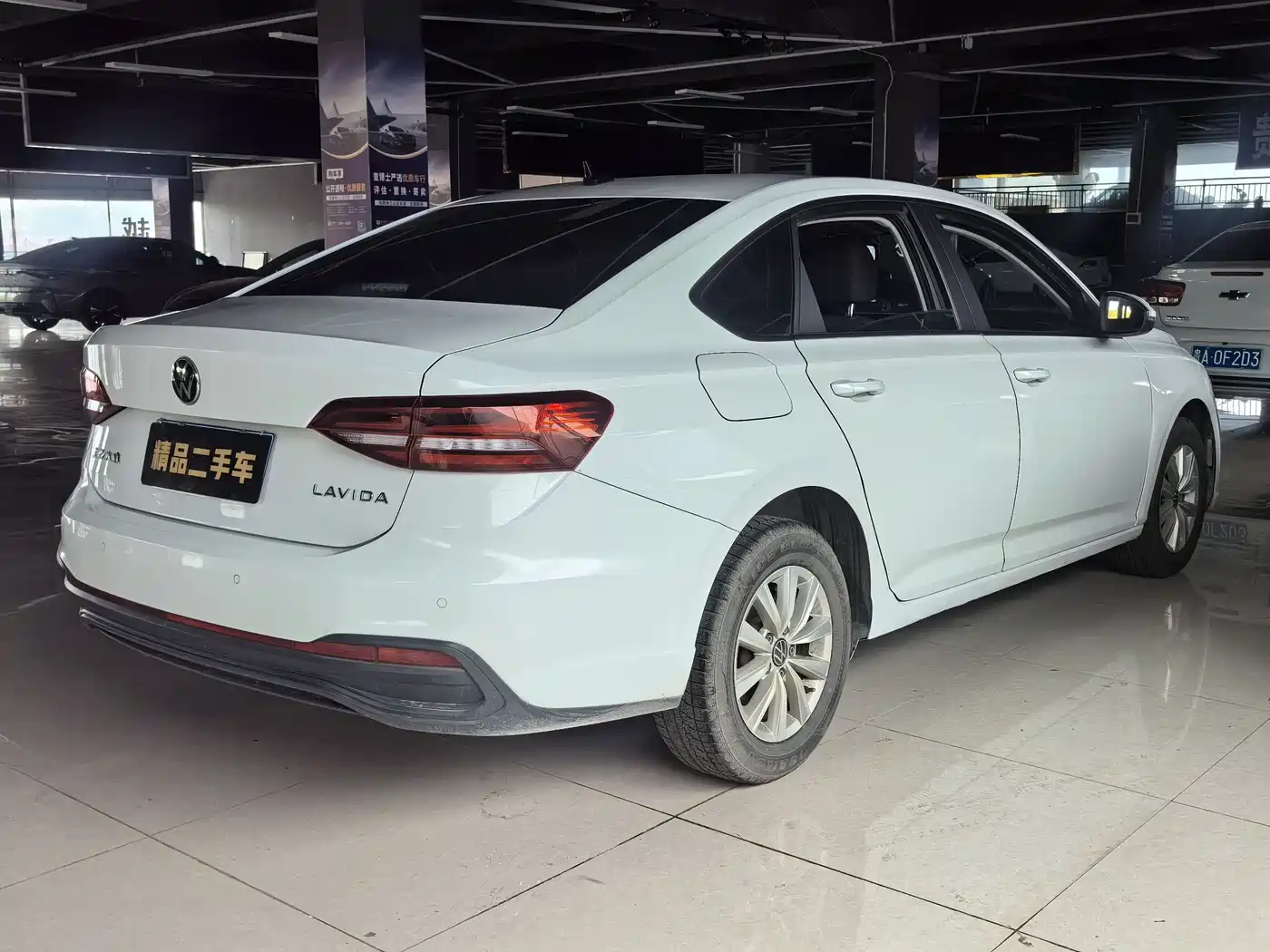 Volkswagen Lavida 2023 Facelift 1.5L Auto Comfort Edition фото 11