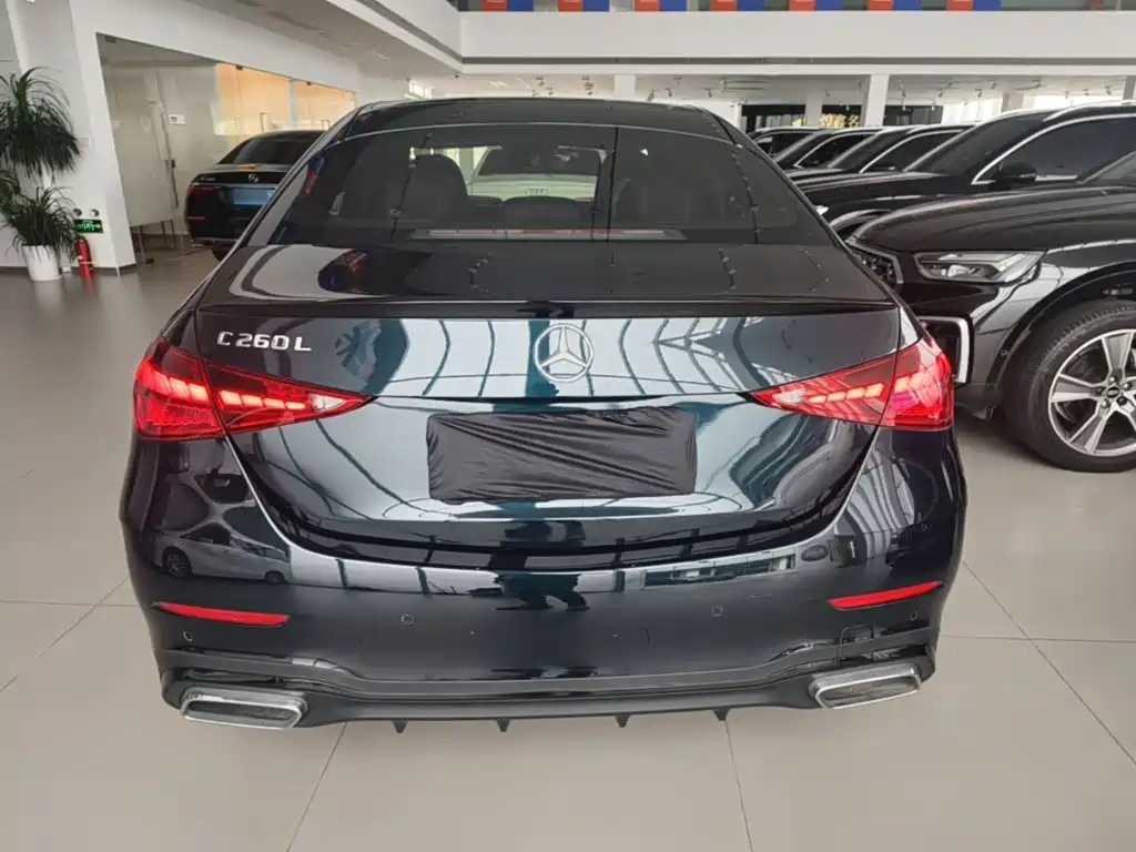 Фото 6 - Mercedes-Benz C-Class