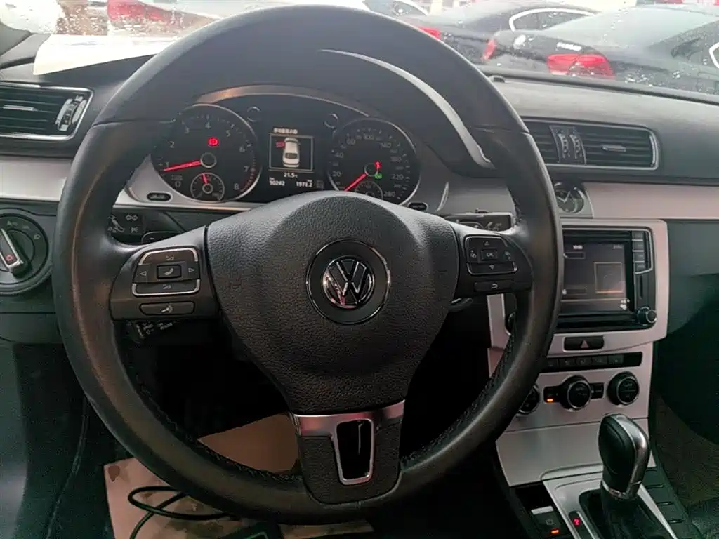 Volkswagen FAW-Volkswagen CC 2018 1.8TSI Luxury фото 11