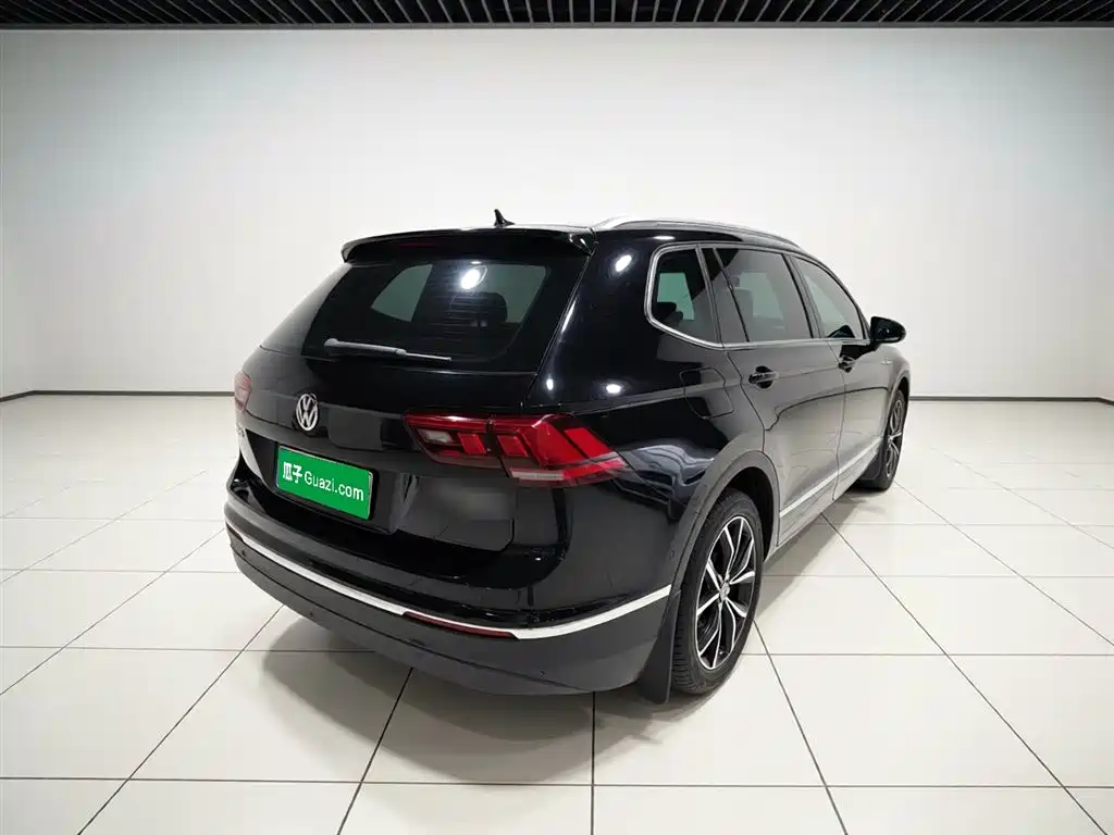 Volkswagen Tiguan L 2019 Facelift 330TSI Auto 2WD Smart Luxury China VI фото 7
