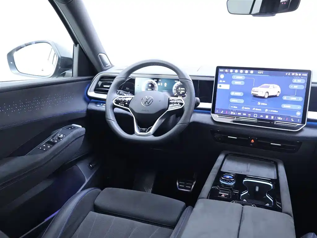 Volkswagen Teramont 2025 Teramont Pro 450TSI 4WD Summit Edition фото 14
