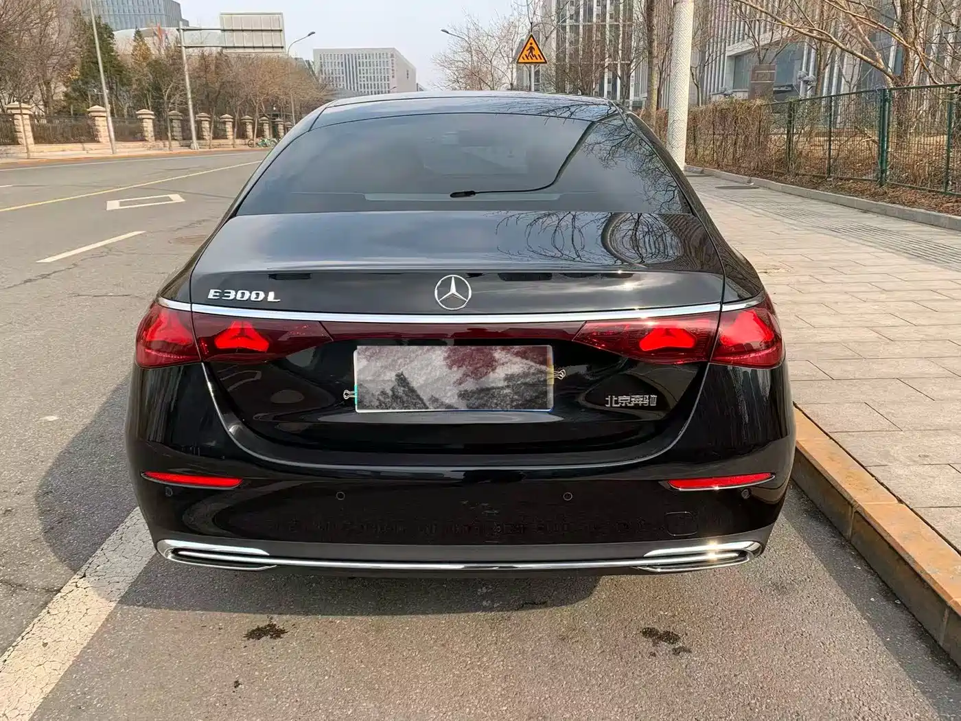 Mercedes-Benz E-Class 2025 E 300 L Fashion фото 21