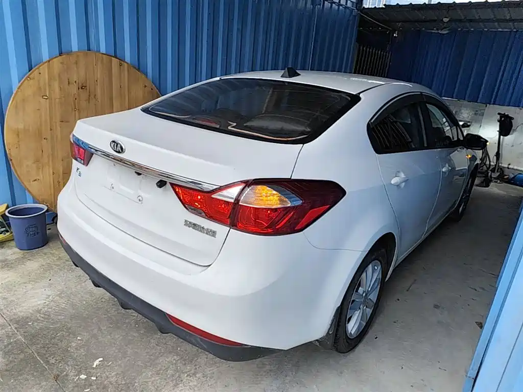 Kia K3 2016 1.6L Automatic GL фото 7