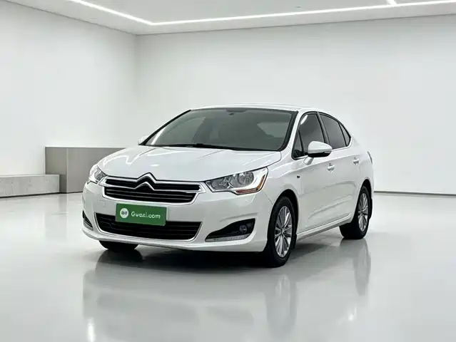  Citroën Citroën C4L 2014 1.8L Smart Drive Manual Sport