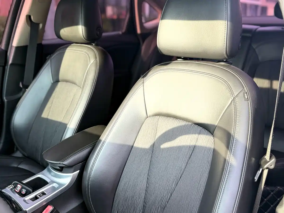 Buick Verano 2016 2015 Sedan 20T Dual-clutch Leading