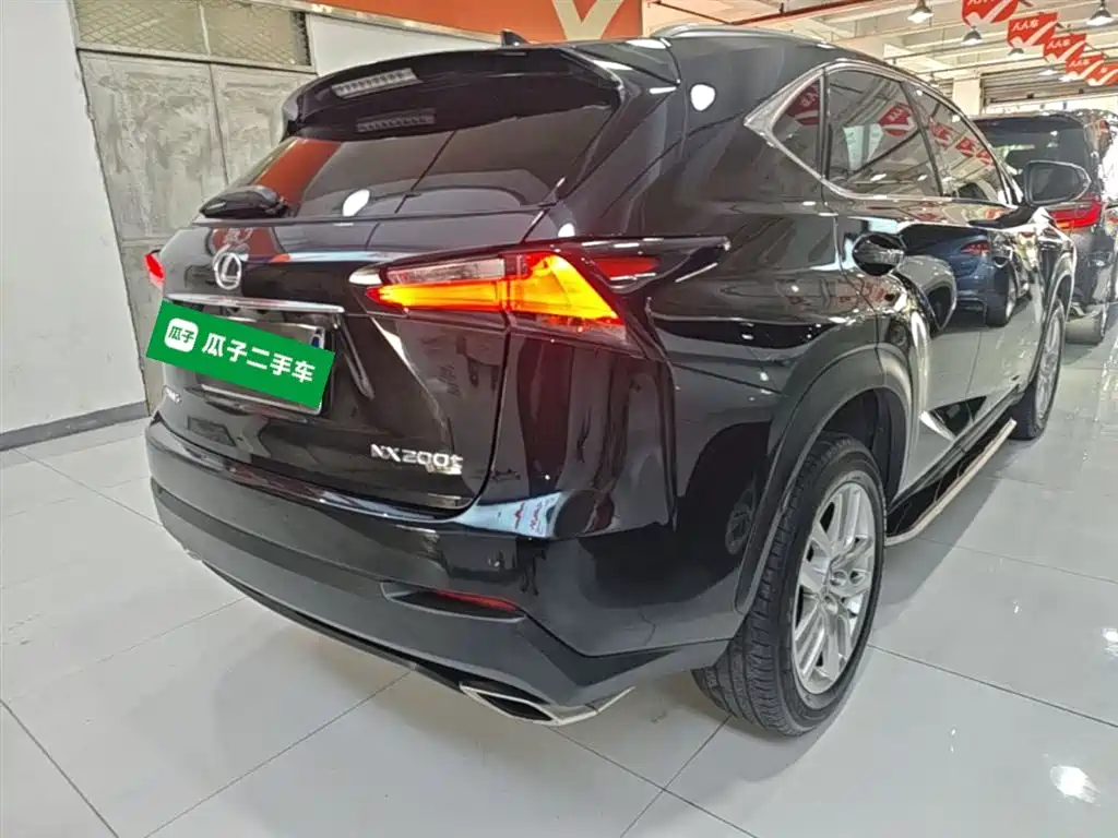 Lexus NX 2015 200t AWD F Sport фото 7
