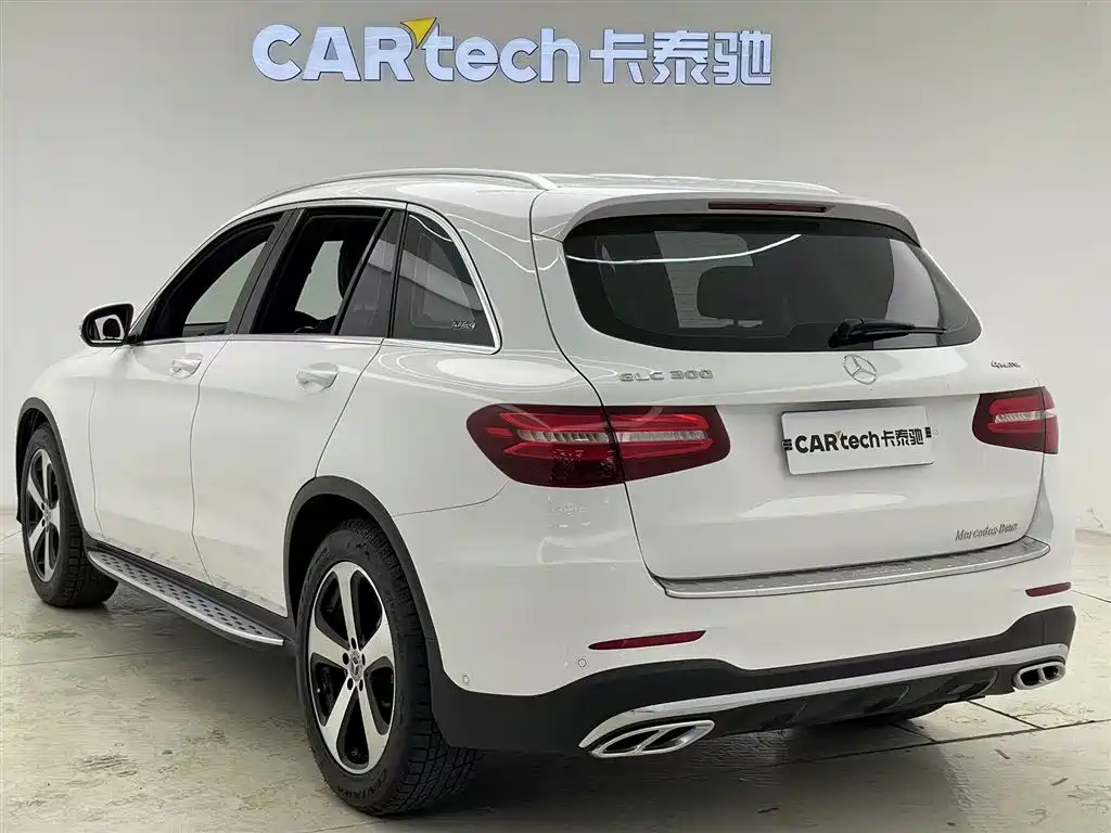 Mercedes-Benz GLC 2018 GLC 260 4MATIC Luxury фото 7