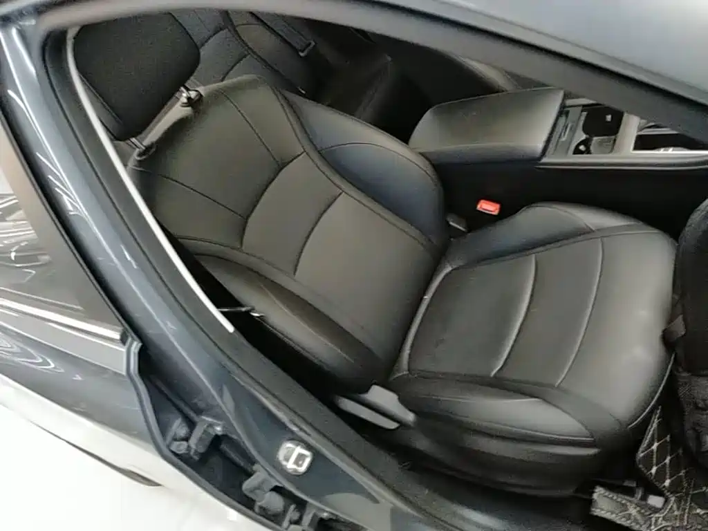 Roewe i5 2025 2026 1.5L CVT Luxury