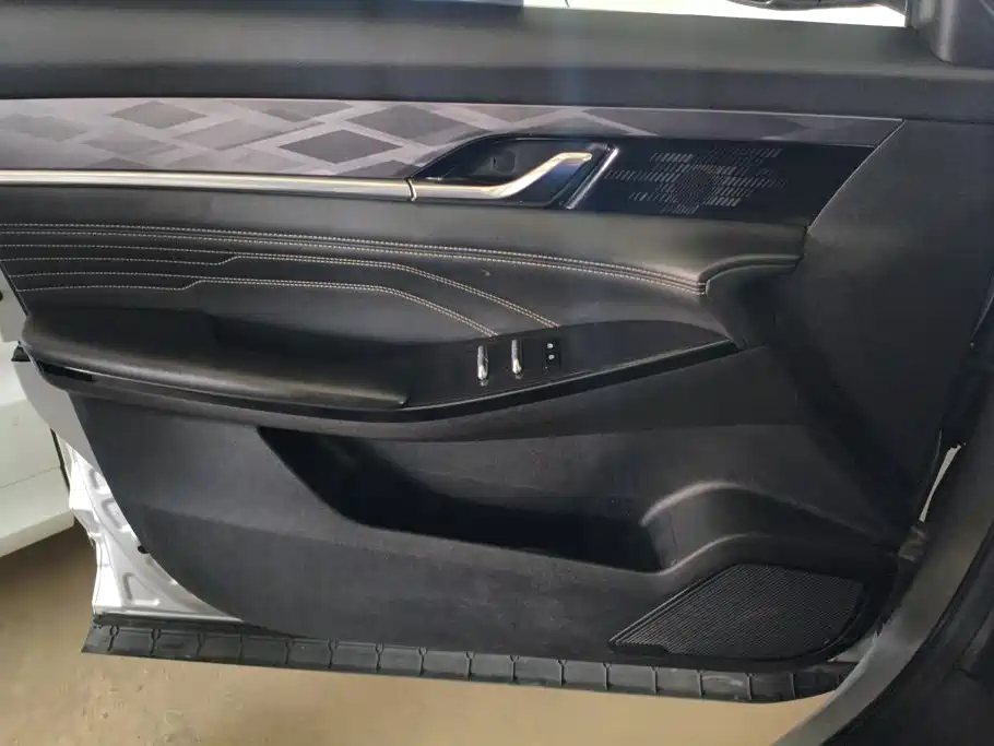 Dongfeng Aeolus Haohan 2024 2023 DH-i 1.5T Luxury Edition