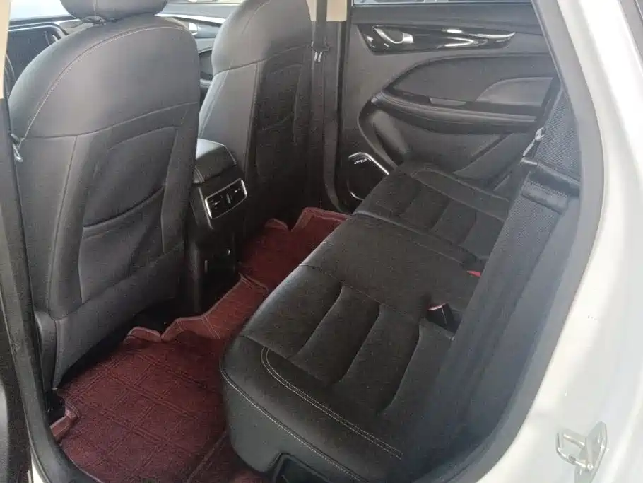 Jetour X90 2020 2019 1.6T DCT Smart Travel Edition 6-seater China VI