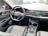 Фото 17 - Volkswagen Passat