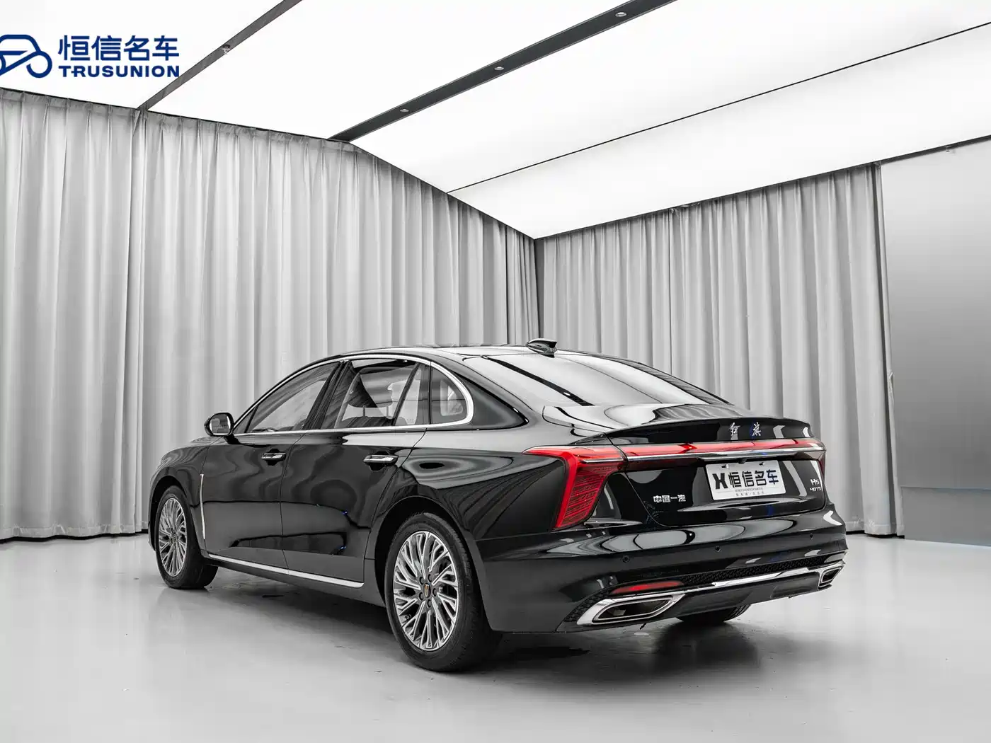 Hongqi H5 2023 2.0T Auto Smart Connect Flag Comfort фото 6