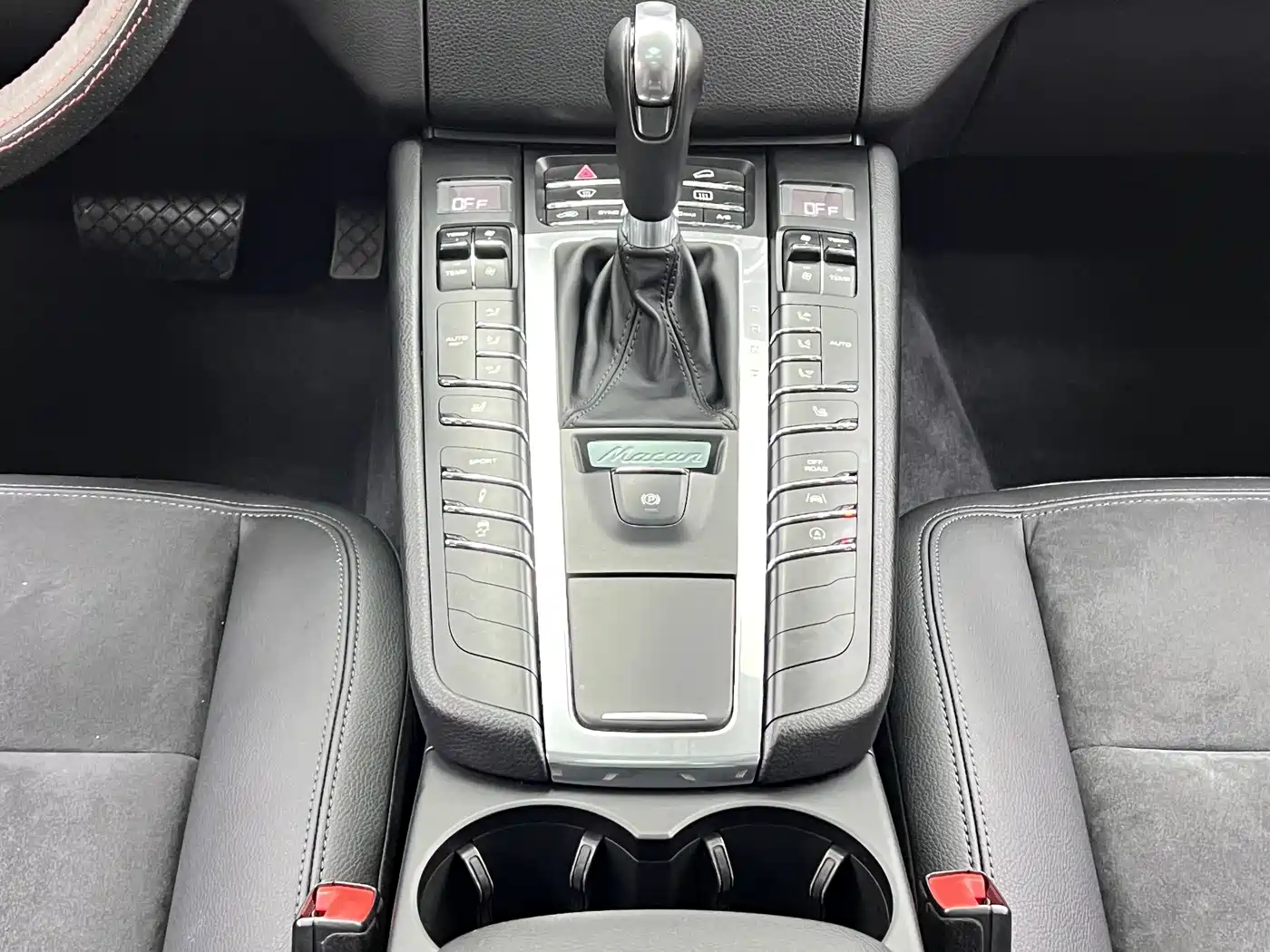 Porsche Macan 2017 Macan 2.0T фото 15