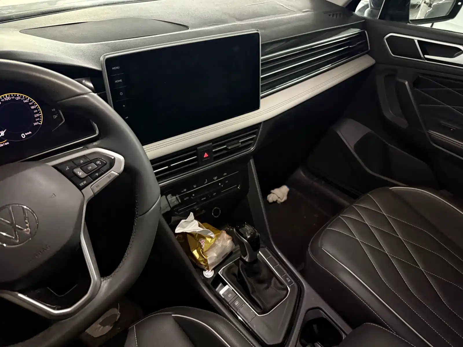 Фото 7 - Volkswagen Tiguan L