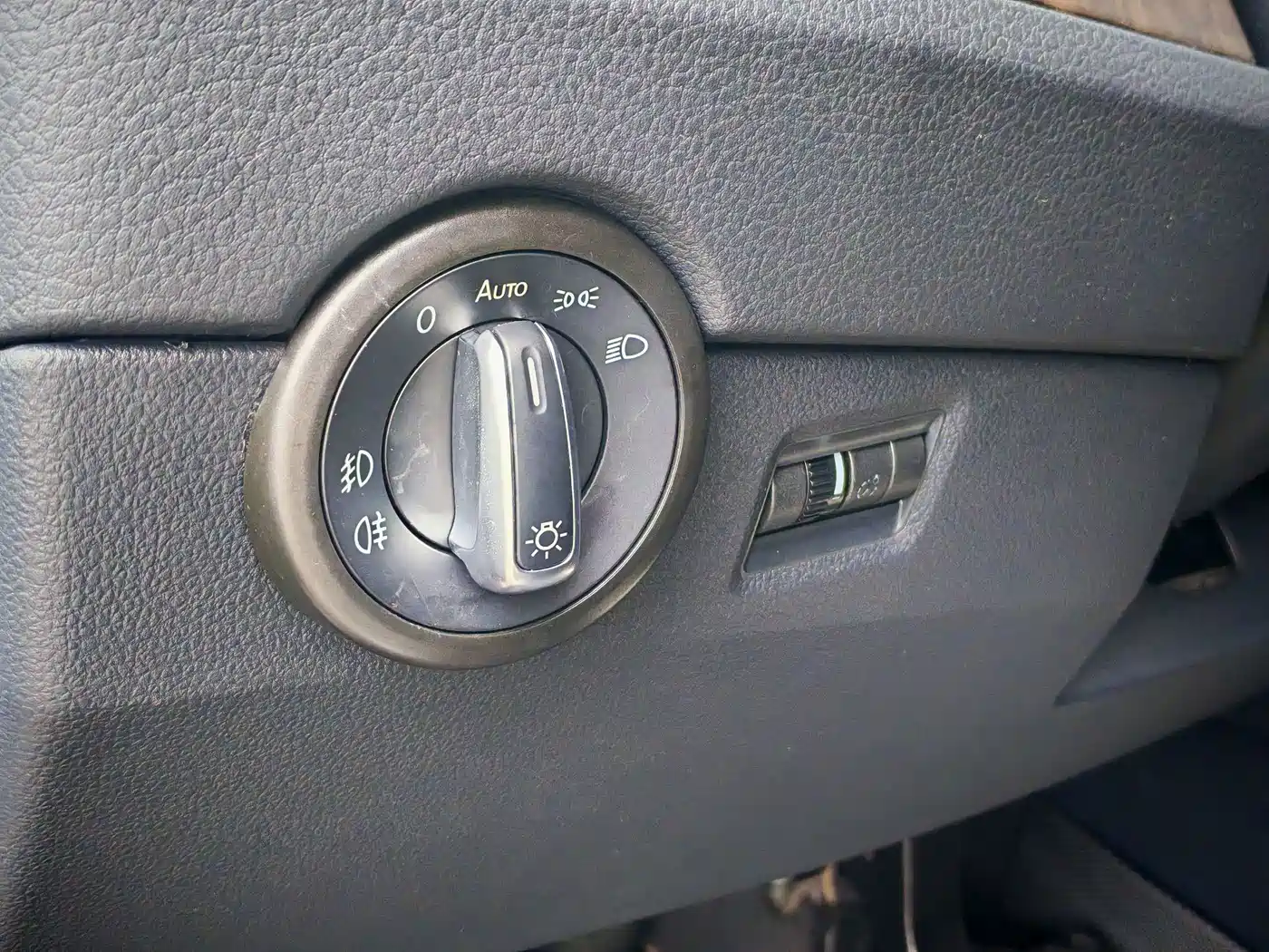 Volkswagen Multivan 2020 2019 2.0TSI 4WD Premium 7-seater
