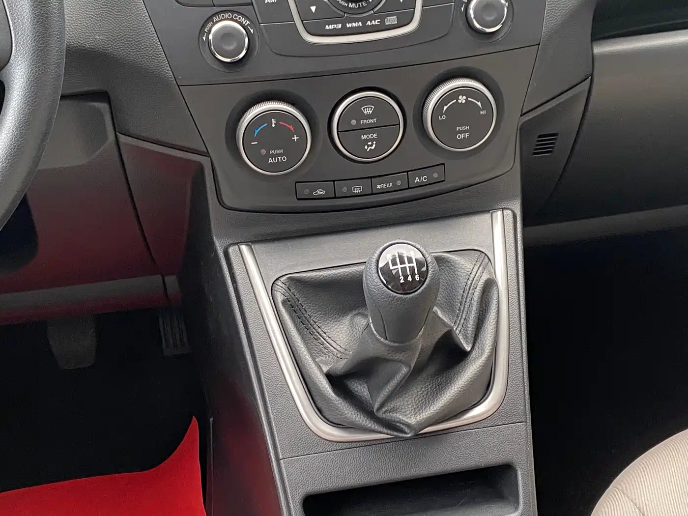 Mazda Mazda5 2015 2013 2.0L Manual Comfort