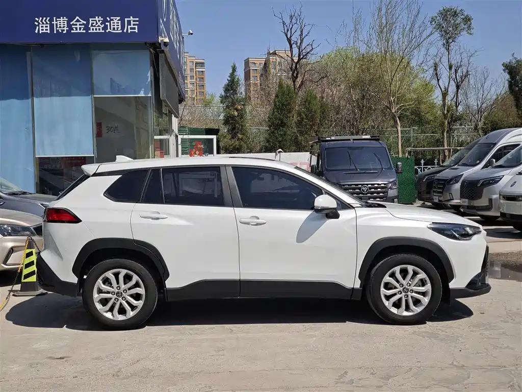 TOYOTA FENGLANDA