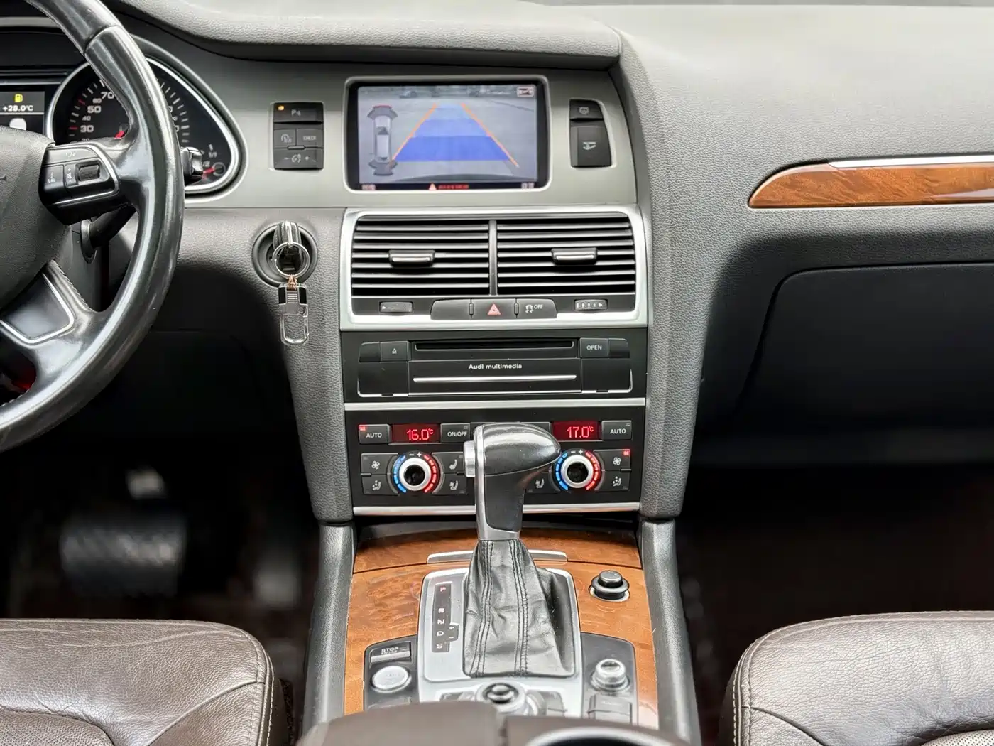 Photo 8 - Audi Q7