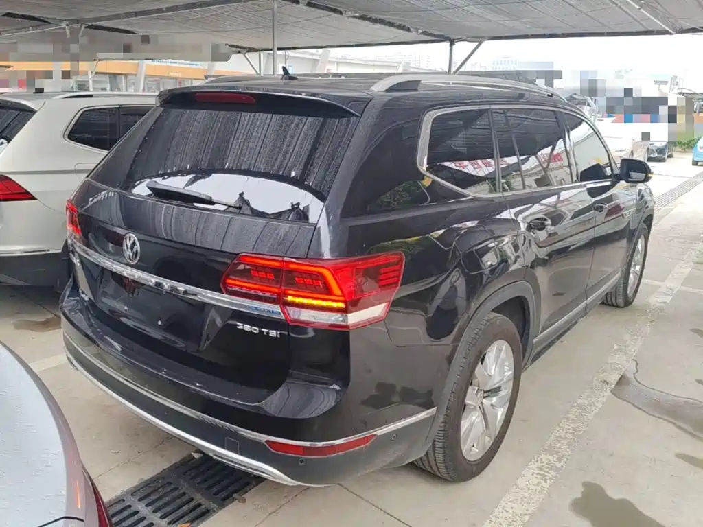 Photo 7 - Volkswagen Teramont