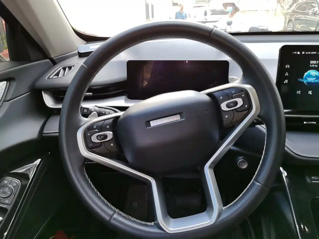 Фото 6 - Haval H6