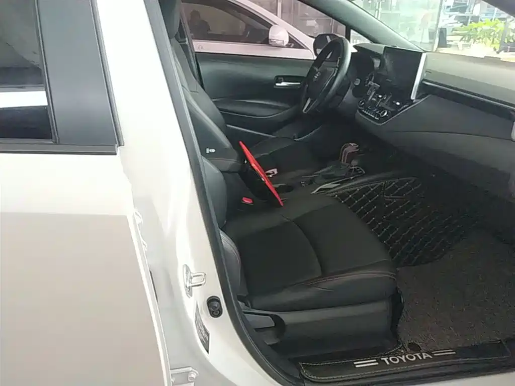 Toyota Levin 2021 185T CVT Luxury Edition фото 25