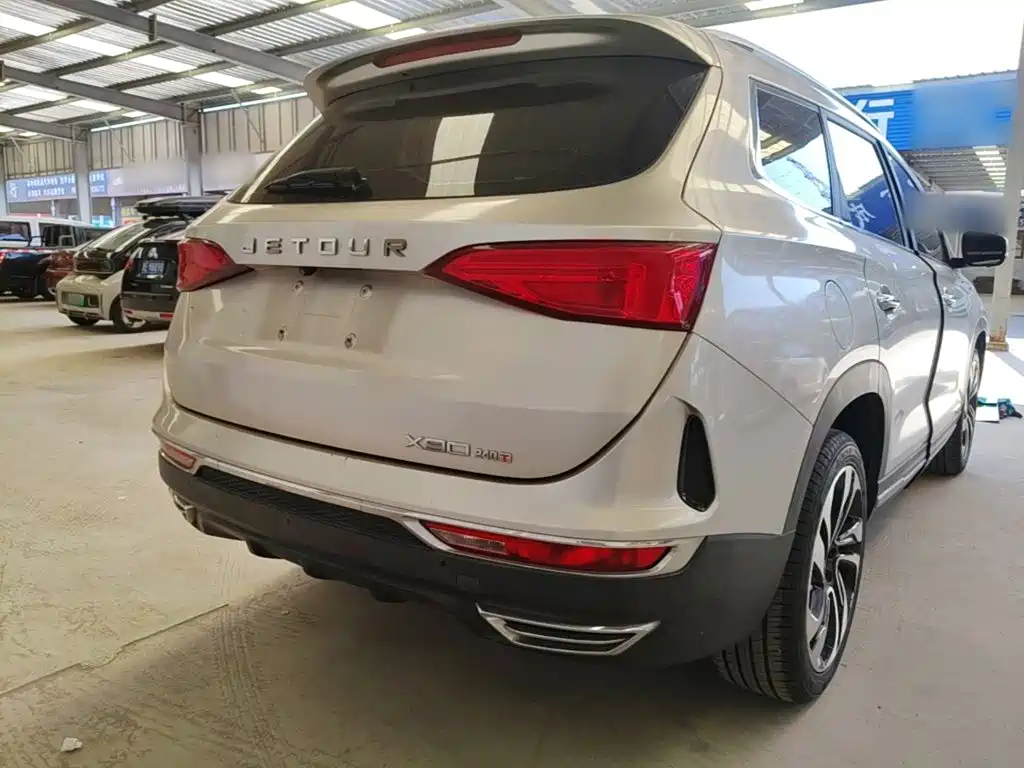Jetour X90 2019 2019 1.5T Auto Luxury 6-seater China V