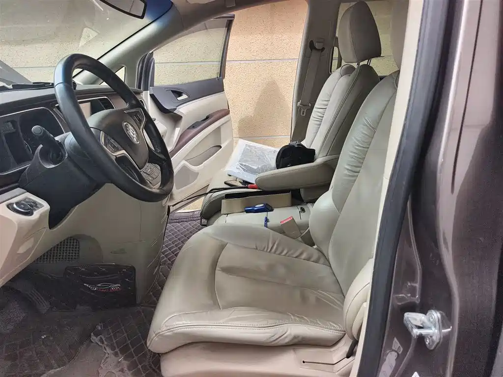 Buick GL8 2017 25S Luxury China V фото 8