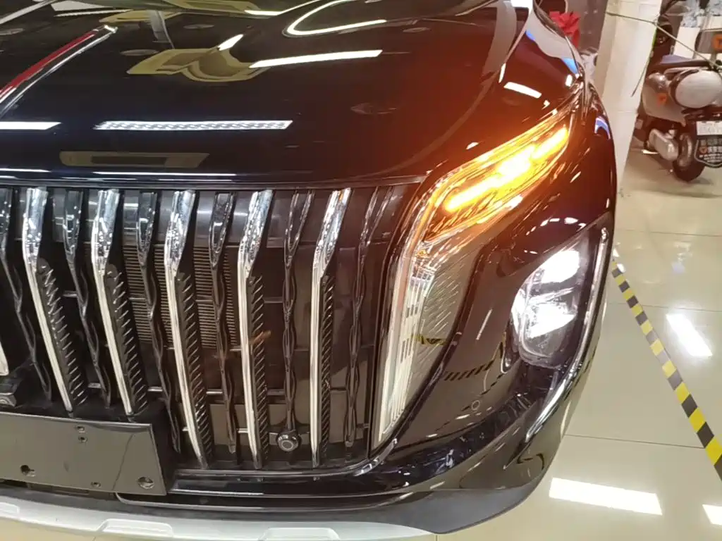 Hongqi HS7 PHEV 2025 2024 2.0T PHEV 4WD Flagship Edition 6-seater