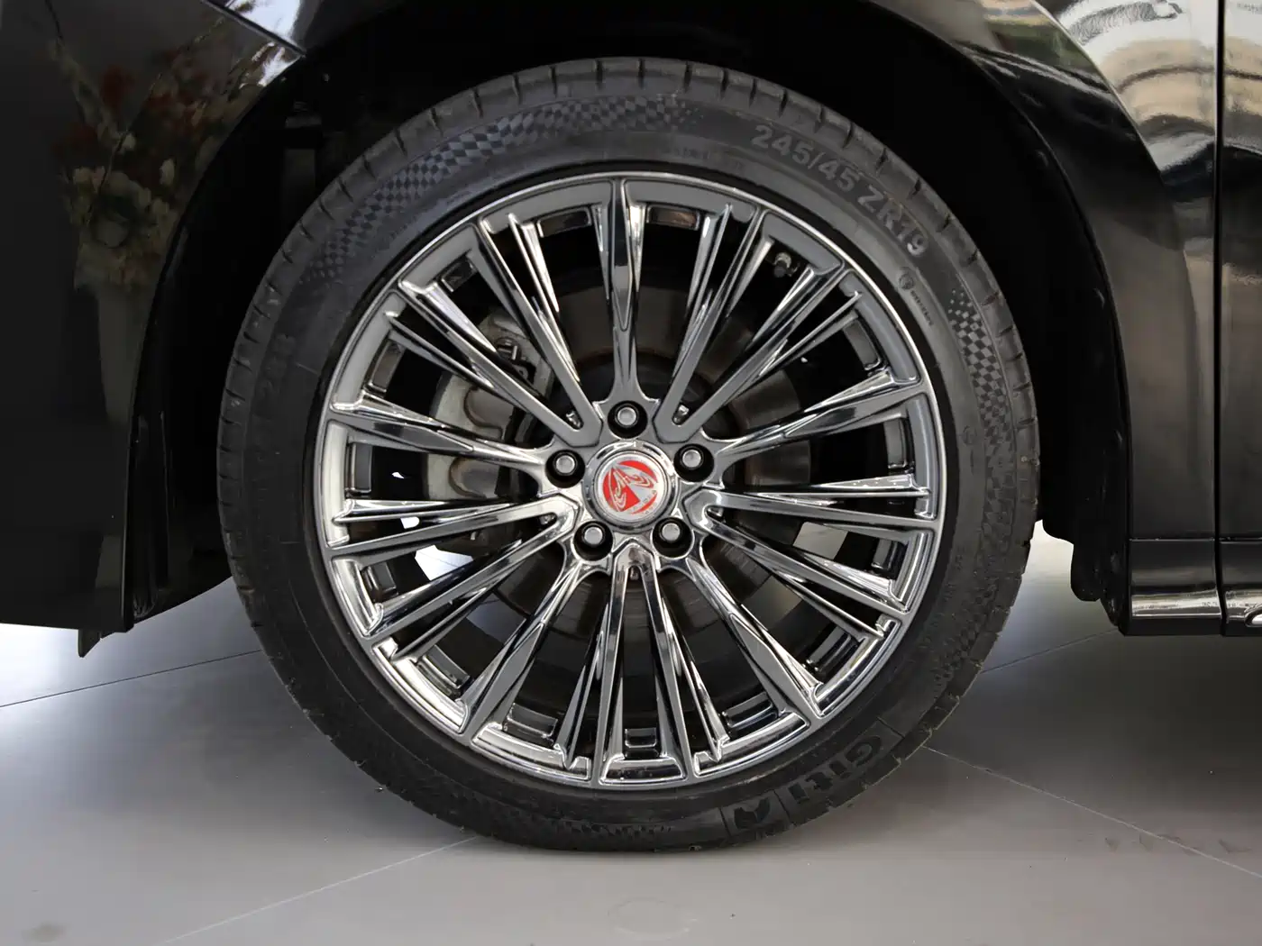 Toyota Vellfire 2021 Crown Hybrid 2.5L HV Supreme Edition фото 17
