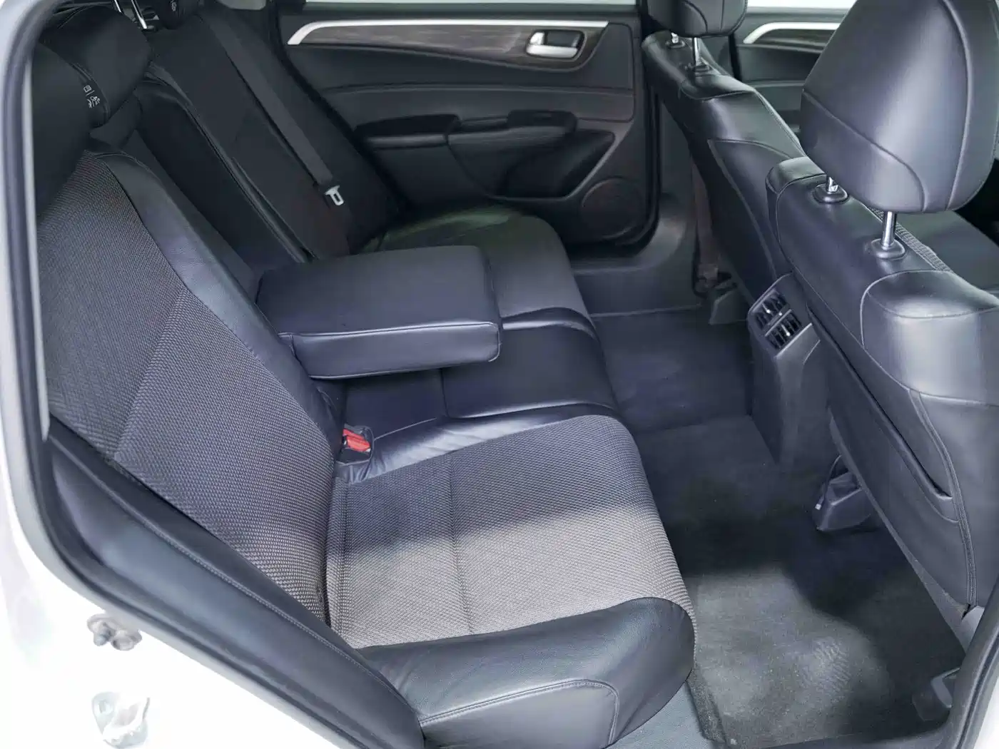 Honda Jade 2018 2017 1.8L Automatic Comfort Edition 5-seater