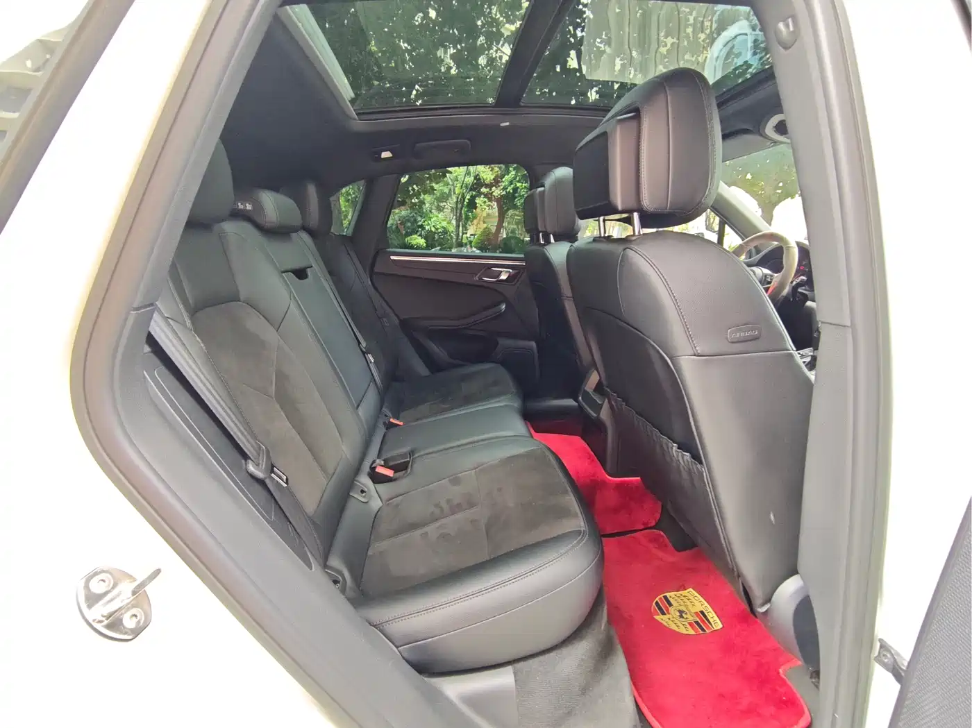 Porsche Macan 2016 Macan 2.0T фото 8