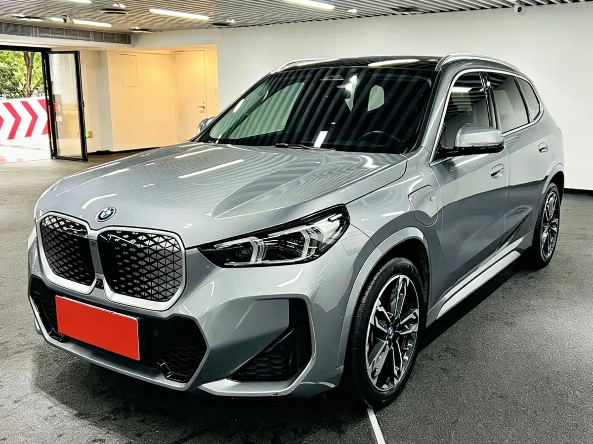 BMW iX1 2023 xDrive30L M Sport Package