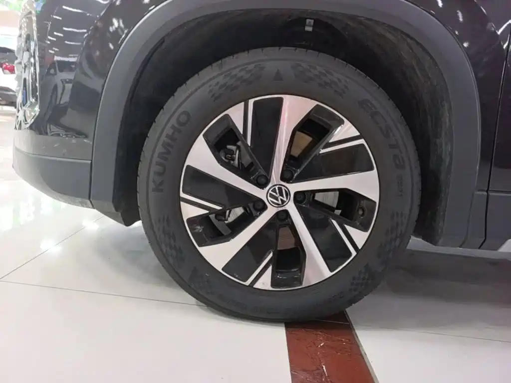 Volkswagen Tayron 2025 2025 Tayron L 300TSI 2WD Elite