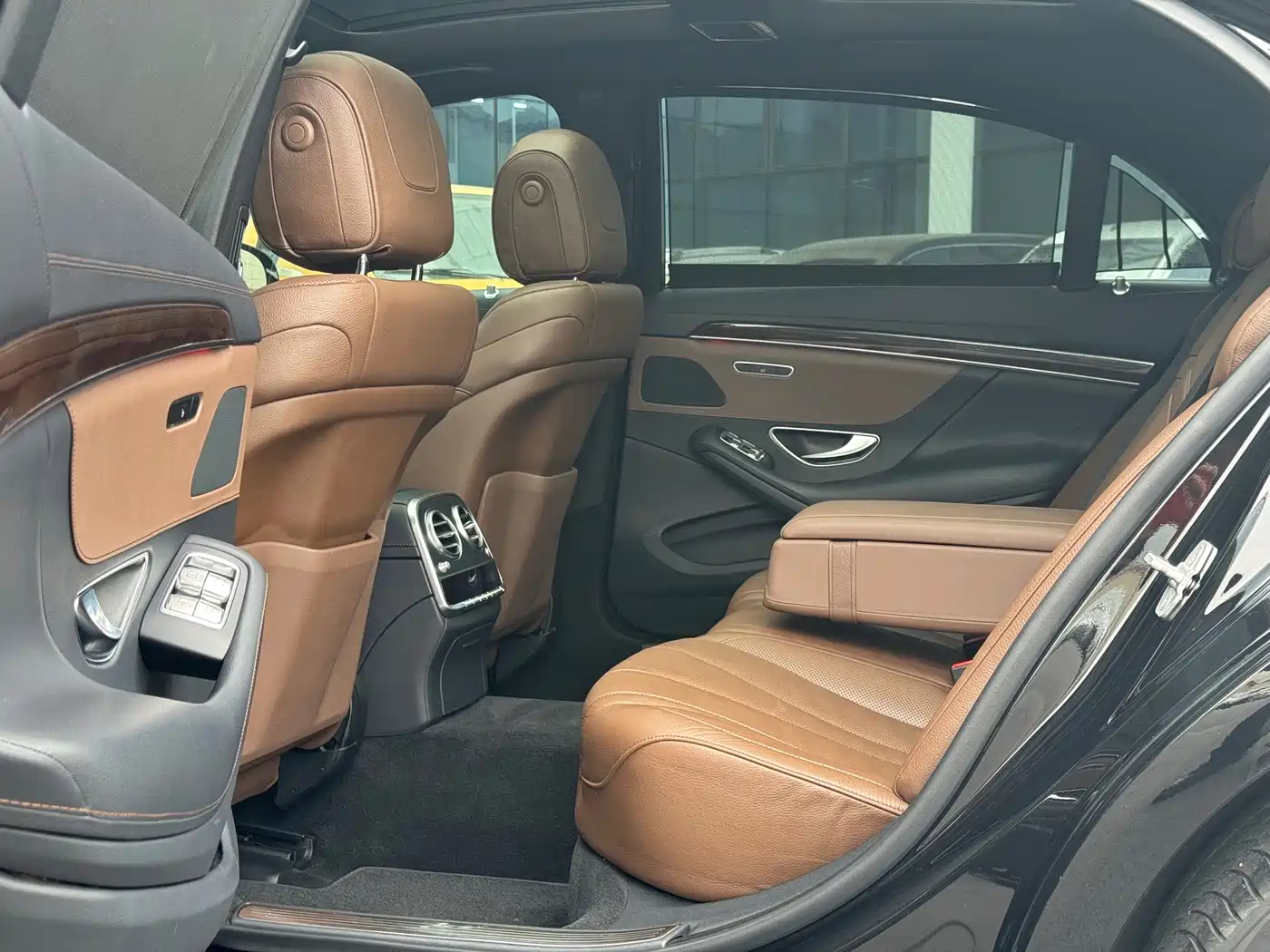 Mercedes-Benz S-Class 2016 S 320 L Business Edition фото 8