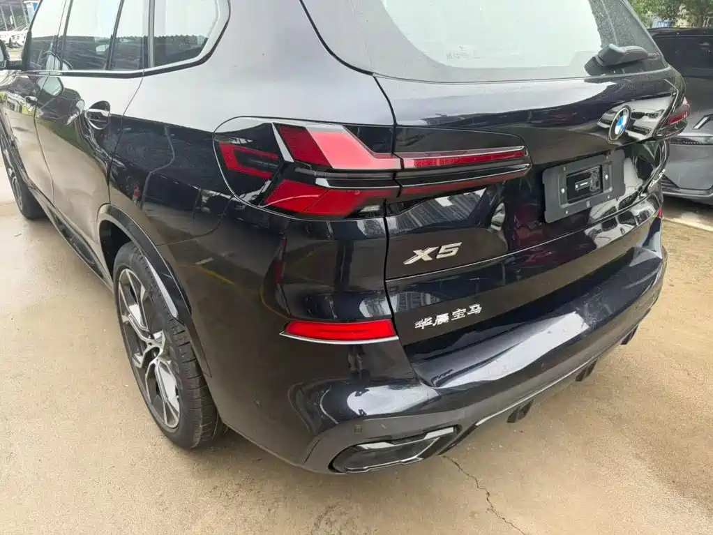 BMW X5 2026 2026 Facelift xDrive 40Li M Sport Shadowline Package