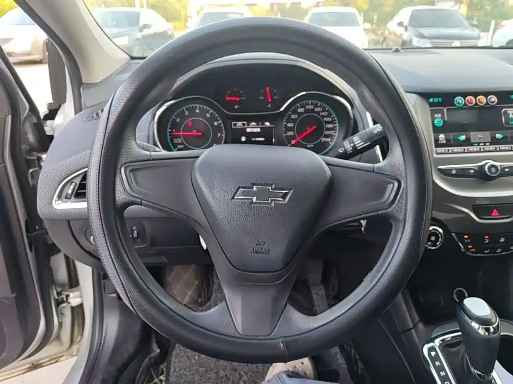 Chevrolet Cruze 2019 2018 Redline 320 Automatic Pioneer Edition