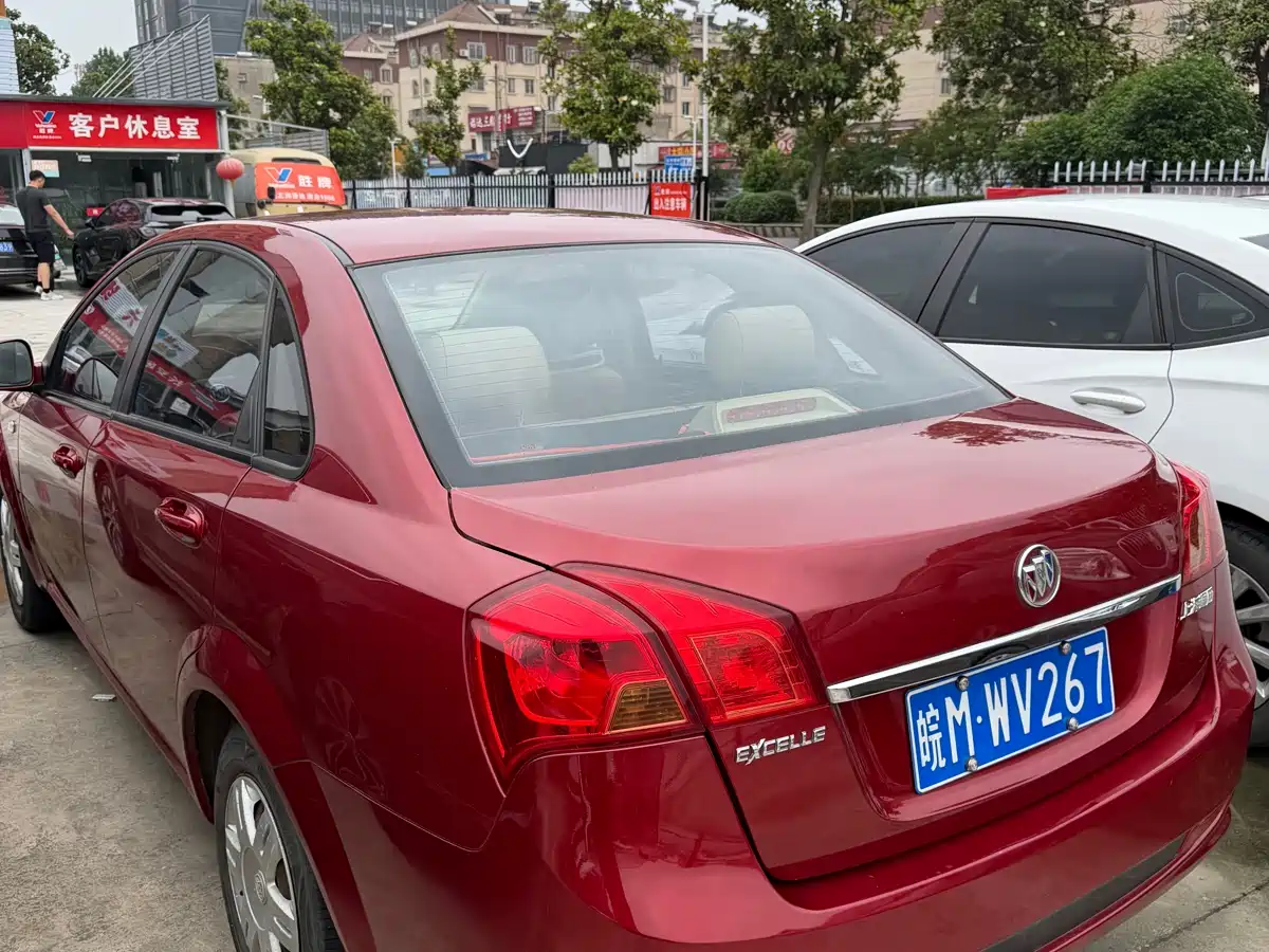 Buick Excelle 2013 1.5L Automatic Classic фото 10