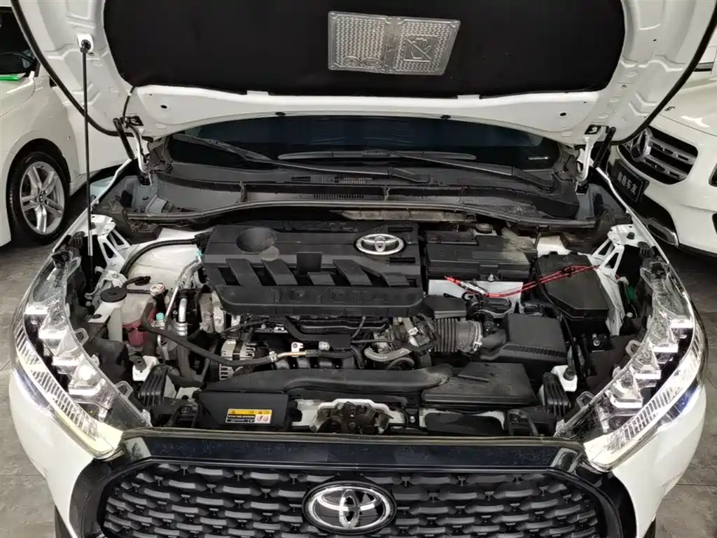 Toyota Corolla Cross 2023 2.0L Elite Edition фото 16