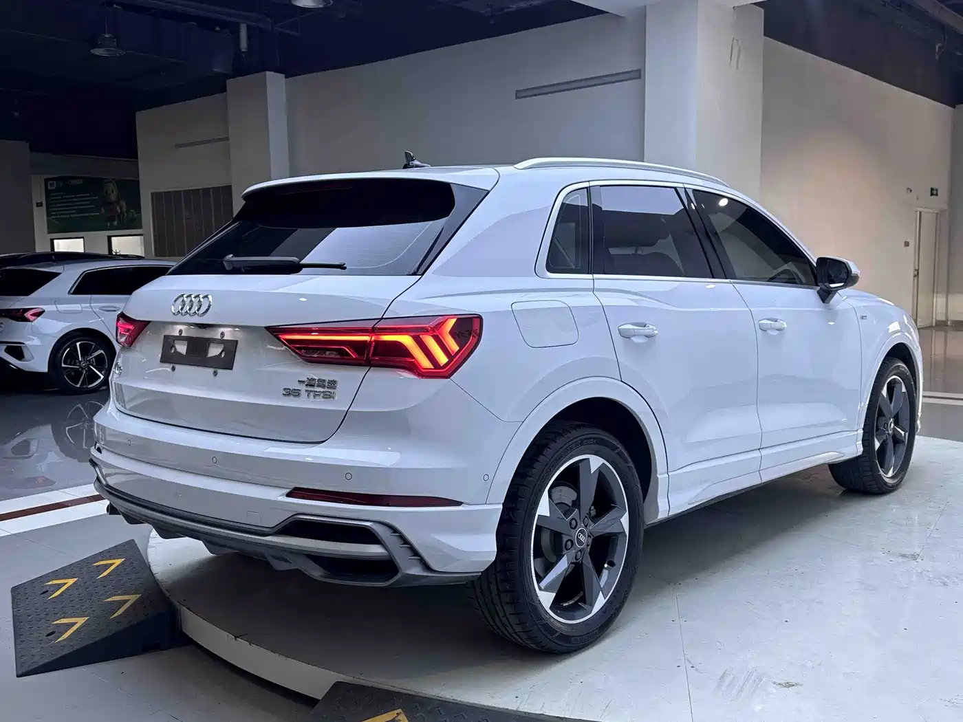 Audi Q3 2023 2022 35 TFSI Fashion Dynamic