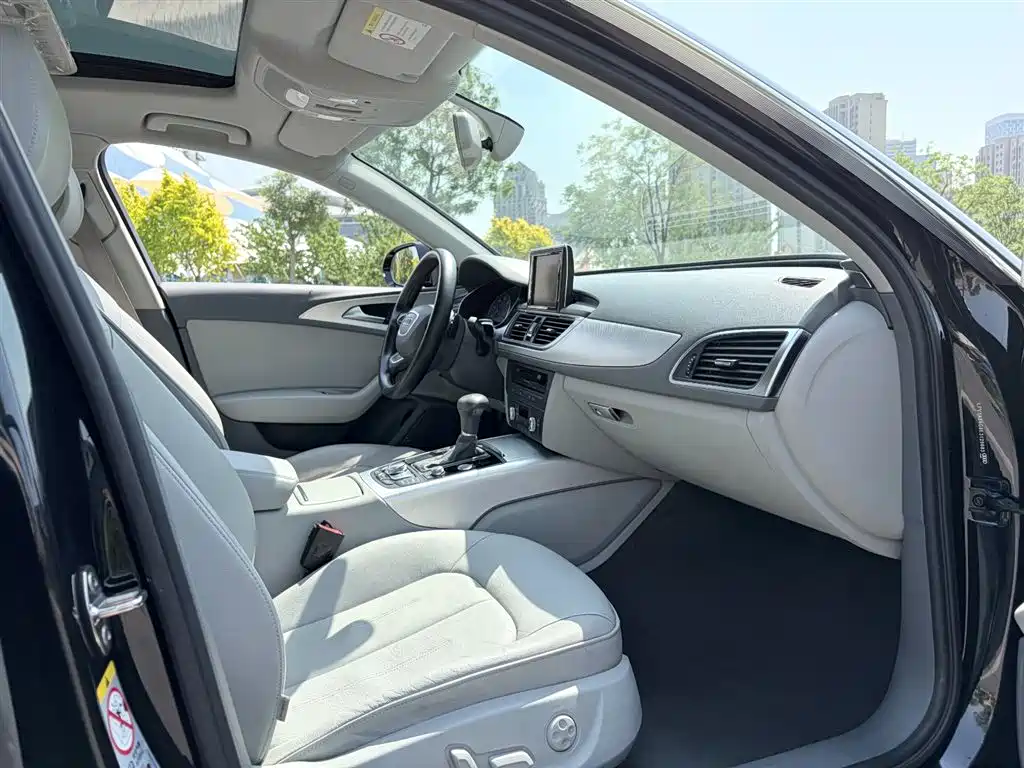 Audi A6L 2014 TFSI Comfort фото 9