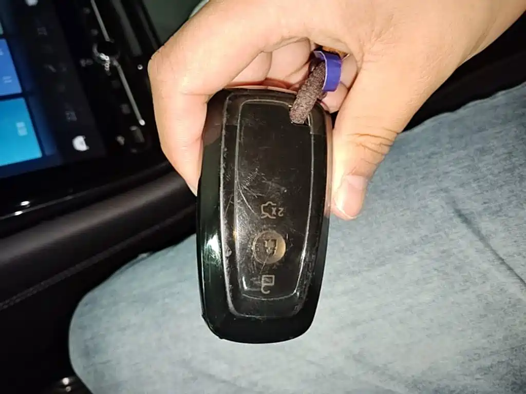 FORD TAURUS