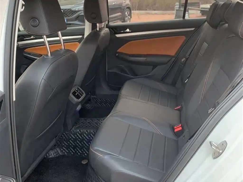 Volkswagen Bora 2023 200TSI DSG Smart Edition фото 11