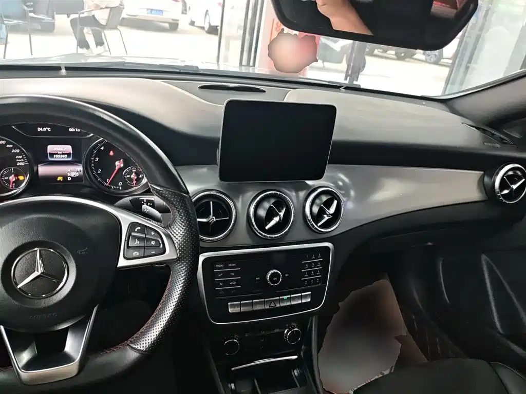 Mercedes-Benz CLA (Import) 2018 CLA 220 4MATIC фото 10