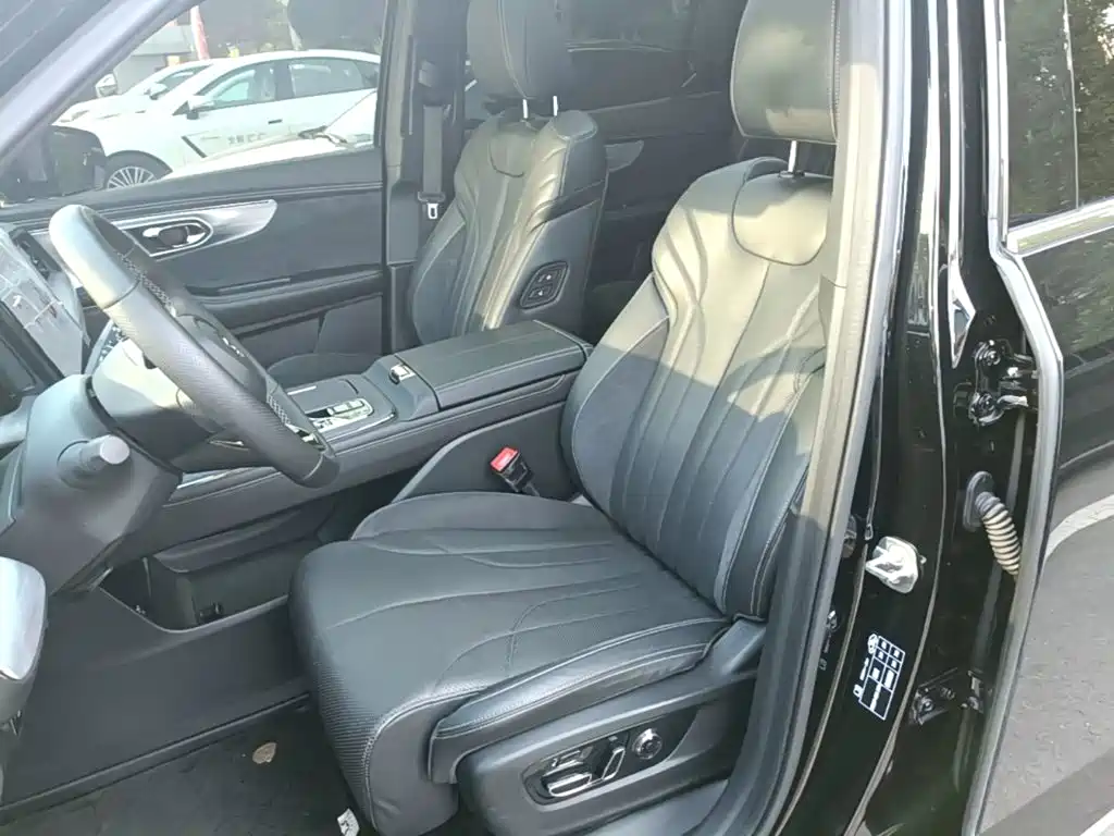 GAC Trumpchi Trumpchi ES9 2024 2024 PHEV 143km Pro+