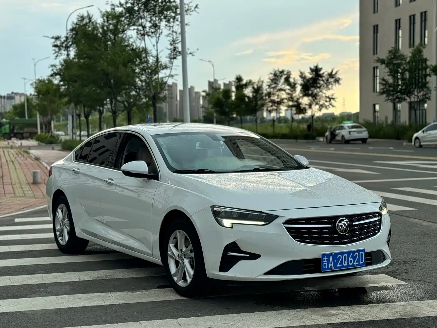 Фото 3 - Buick Regal